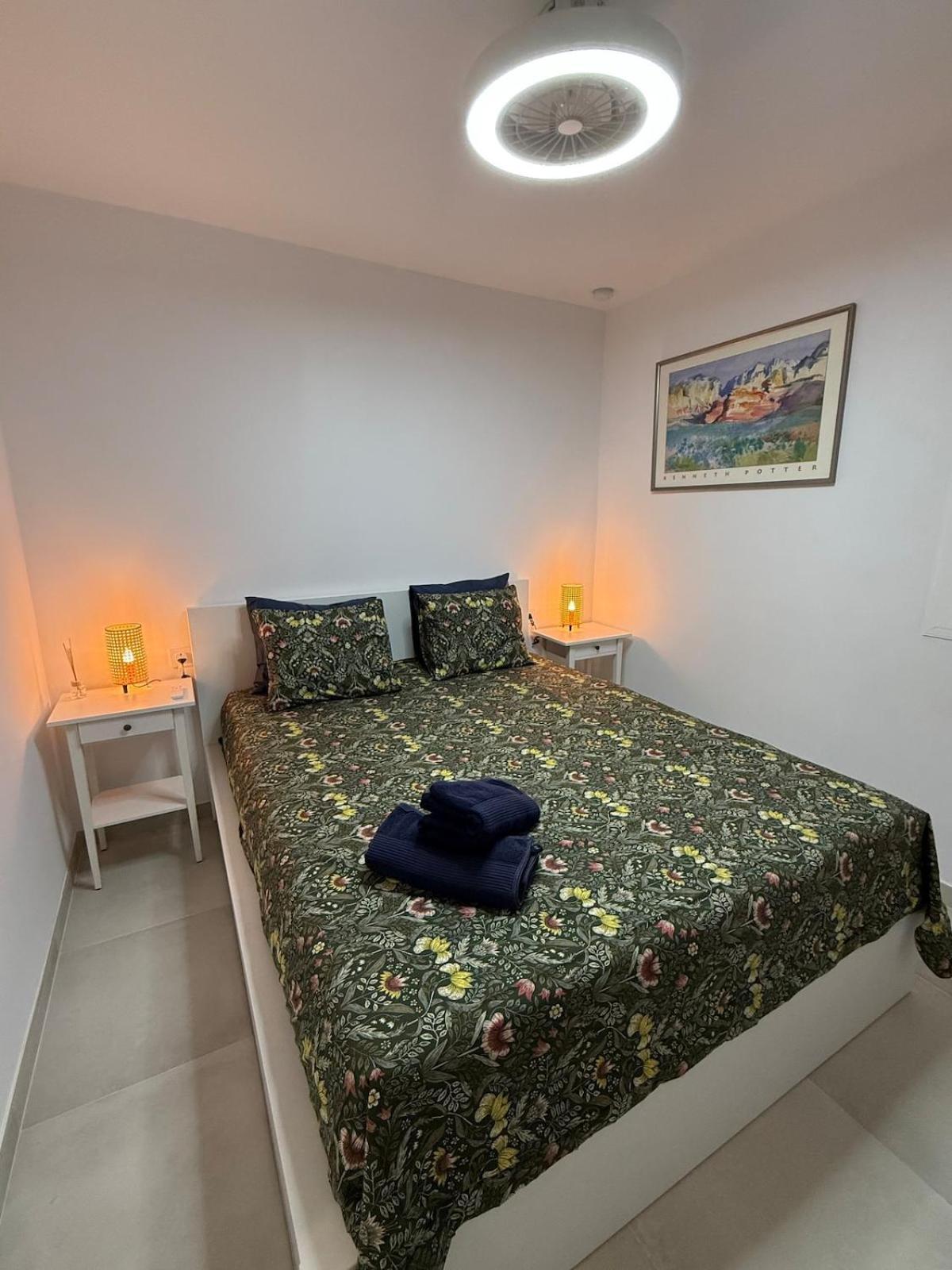 Apartment Comfortable Spacious Flat Near Station