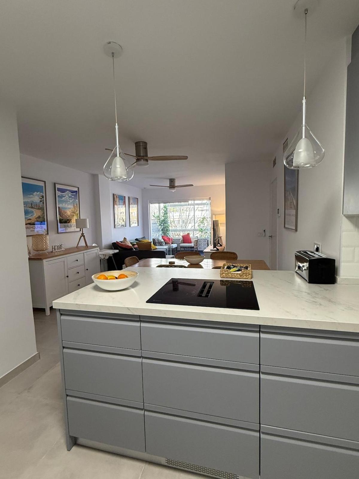 Apartment Comfortable Spacious Flat Near Station