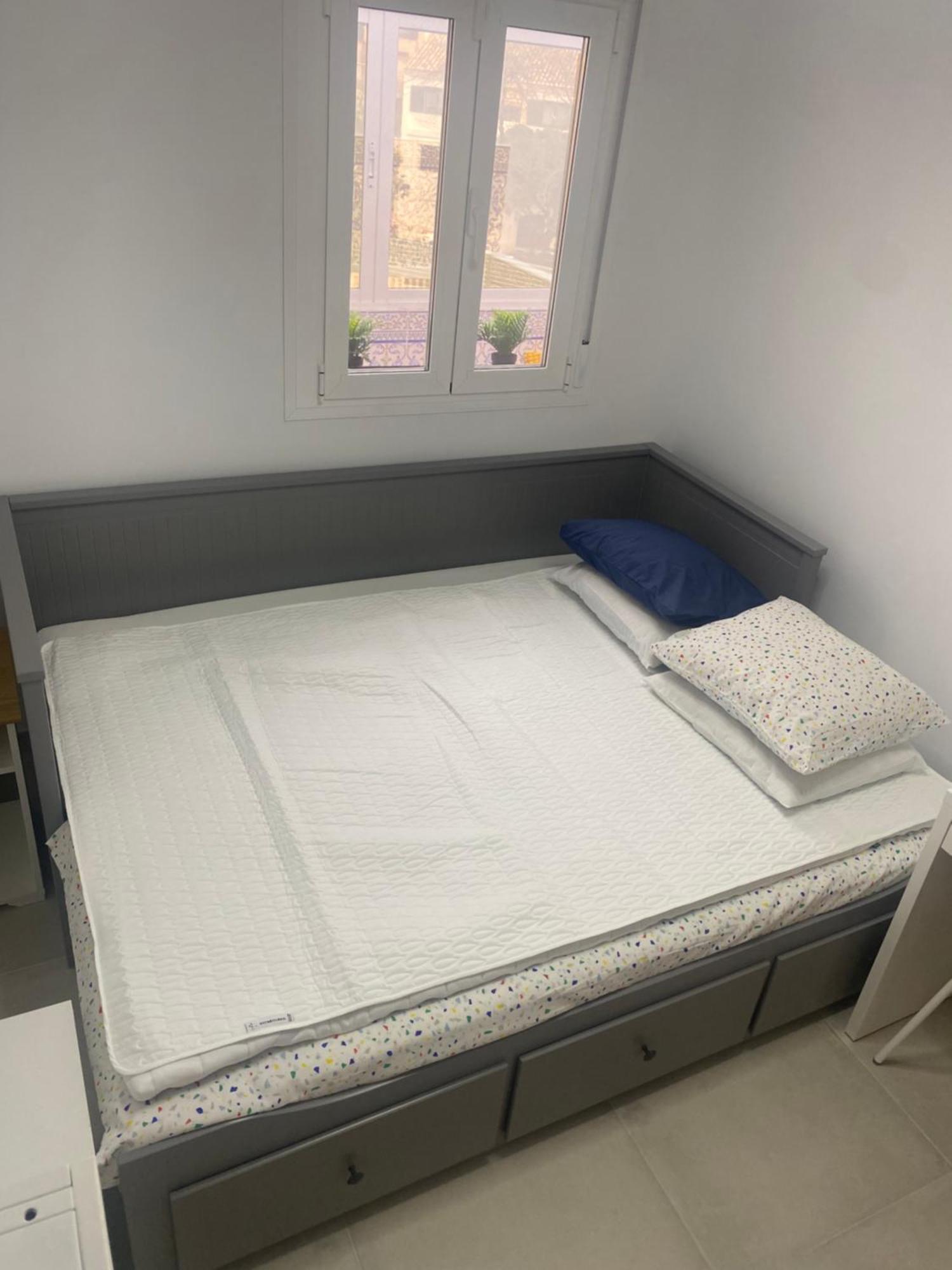 Comfortable Spacious Flat Near Station Apartment *